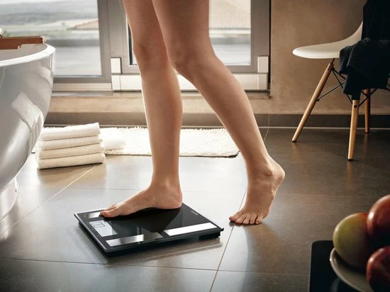 Soehnle Analyse Connect-personenweegschale Shape Sense Connect 50 Met Bluetooth® - 8 Personene - Zwart - Tot 180 Kg - Incl. Batterijen 6 Soehnle Analyse Connect-personenweegschale Shape Sense Connect 50 Met Bluetooth® - 8 Personene - Zwart - Tot 180 Kg - Incl. Batterijen - Afbeelding 4