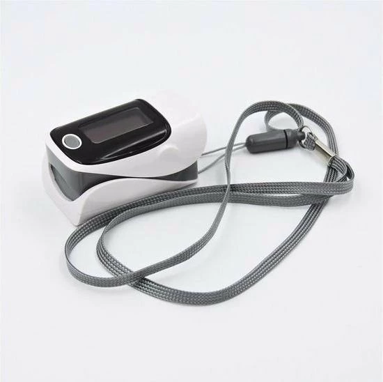 OPTIBLE Saturatiemeter Vinger ? Hartslagmeter - Zuurstofmeter- Pulse Oximeter - Digitale Saturatiemeter - Zuurstofmeter Vinger- Grijs, Inclusief Beschermhoes - Zwart Of Rood. 7 OPTIBLE Saturatiemeter Vinger ? Hartslagmeter - Zuurstofmeter- Pulse Oximeter - Digitale Saturatiemeter - Zuurstofmeter Vinger- Grijs, Inclusief Beschermhoes - Zwart Of Rood. - Afbeelding 5